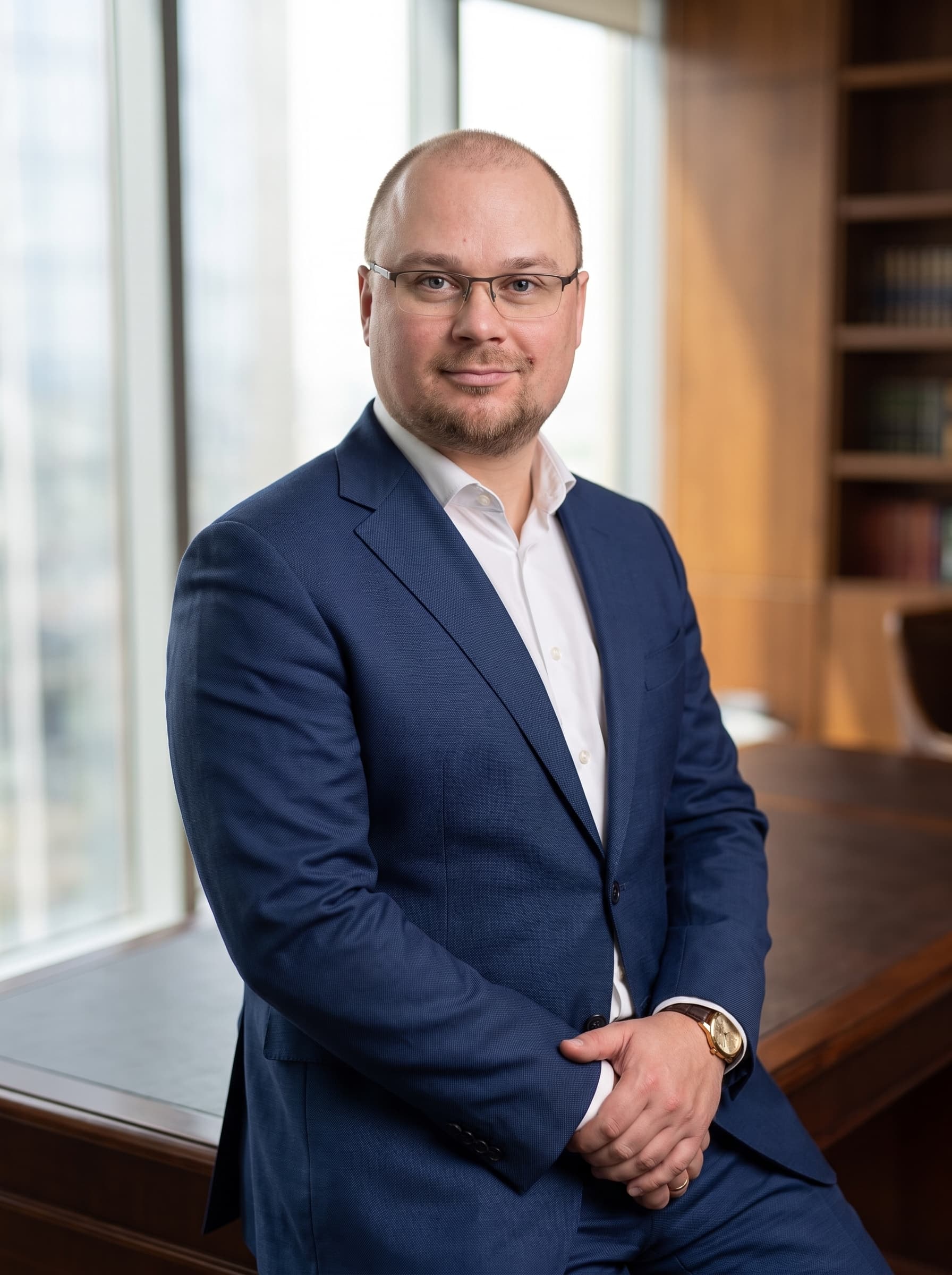 Advokatas Jurgis Kazlauskas darbo aplinkoje